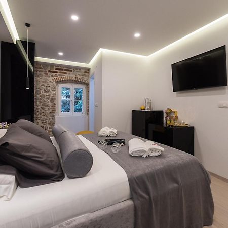 10 Heritage Rooms Zadar Bagian luar foto