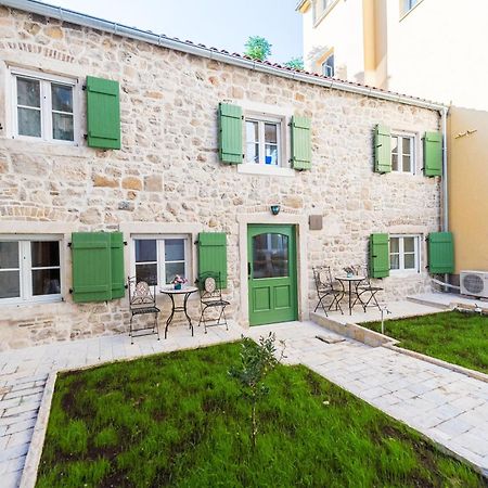 10 Heritage Rooms Zadar Bagian luar foto