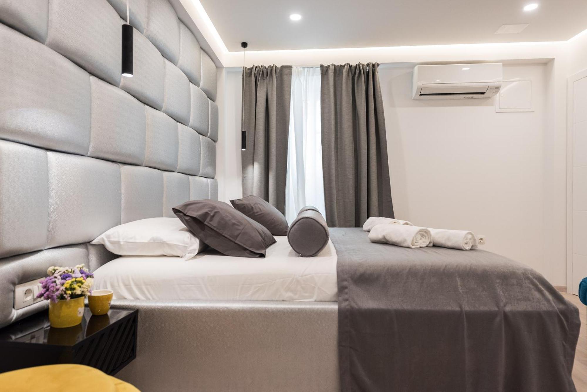 10 Heritage Rooms Zadar Bagian luar foto