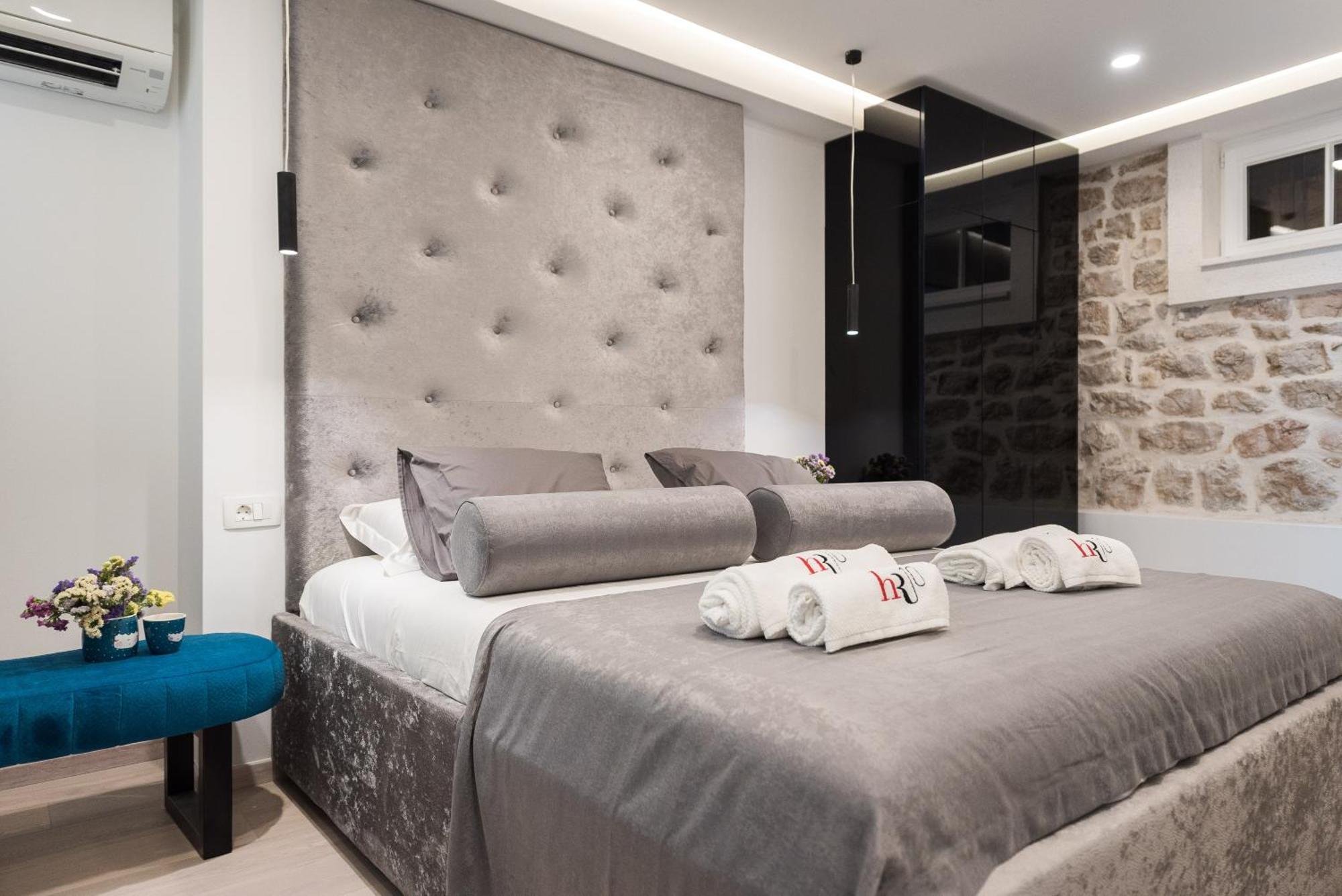 10 Heritage Rooms Zadar Bagian luar foto